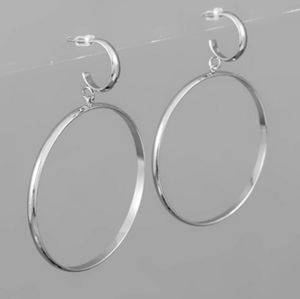 Circle Dangle Huggie